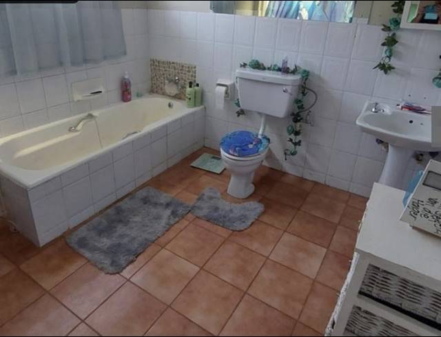 3 BEDROOM APARTMENT FOR SALE IN ELDORAIGNE